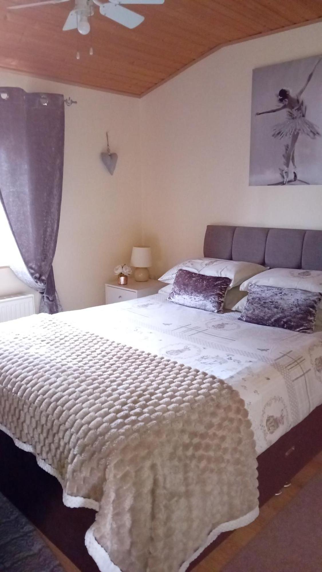 Baytree Lodge At Three Lochs Holiday Park, New Ask About Our Packages Birthday ,Anniversary,Family,Pamper Packages Available Balminnoch エクステリア 写真